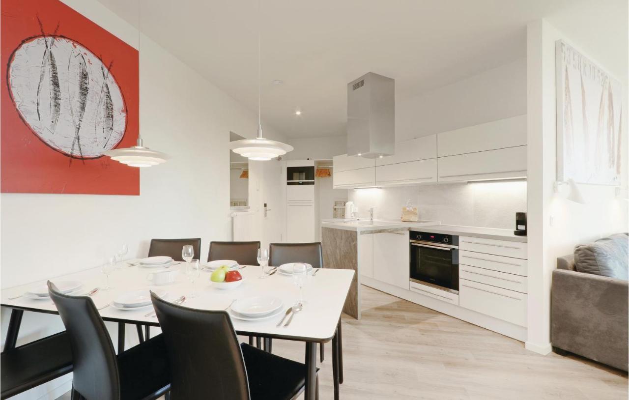 Gorgeous Apartment In Luebeck Travemuende With Wifi Extérieur photo